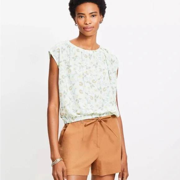 LOFT Women's Garden Floral Bubble Hem Sleeveless Blouse - Picture 2 of 8